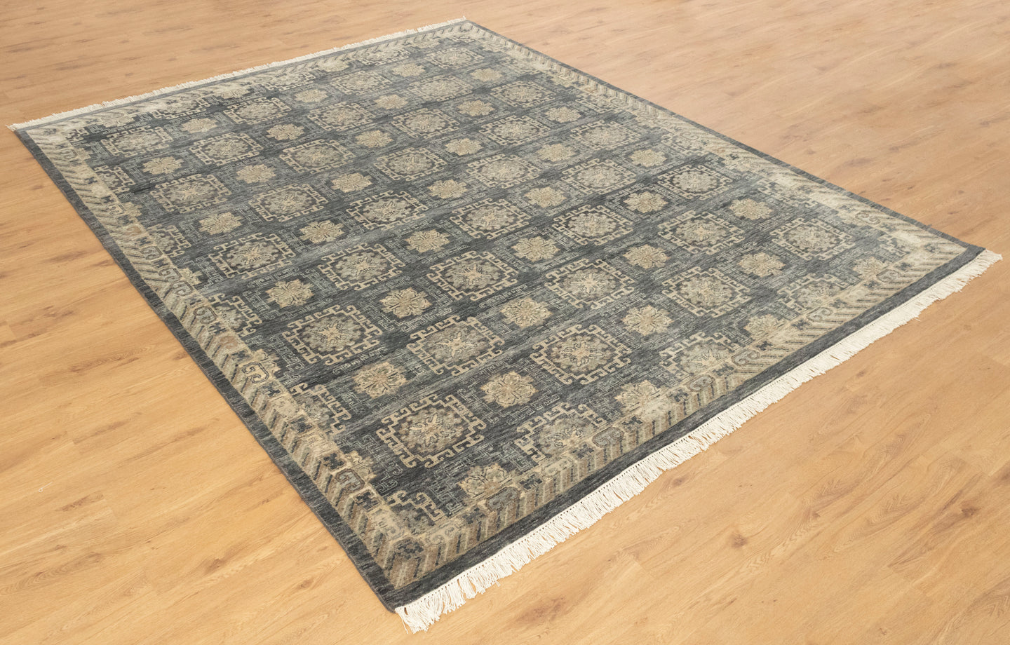 8x10 Majestic Modern Tribal Hand Knotted Grey Beige Area Rugs | Shritija Rugs | Best Carpet Living Room